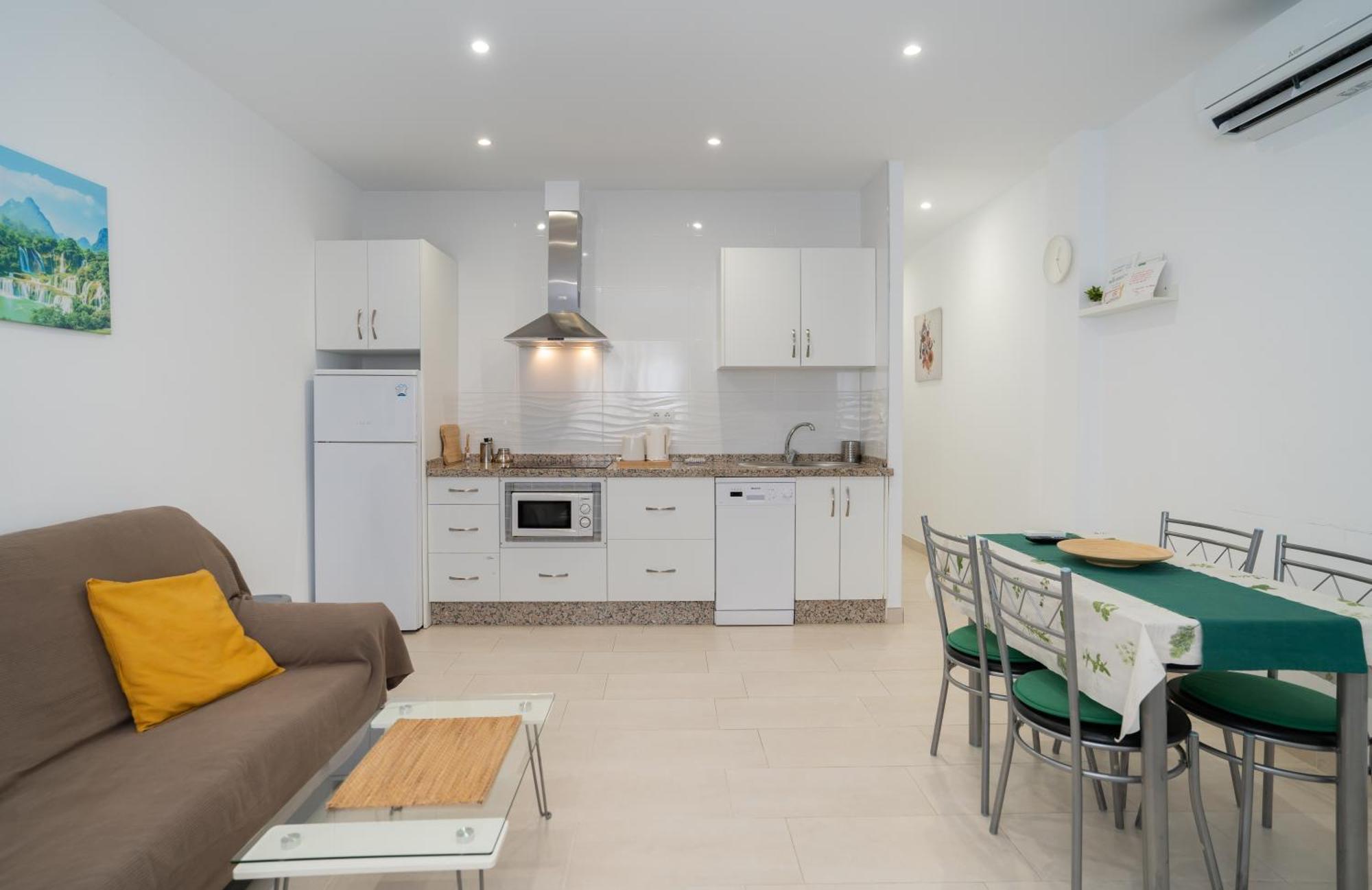 Mrv Apartamento Al Lado De La Playa Con Parking Benalmádena Exterior foto